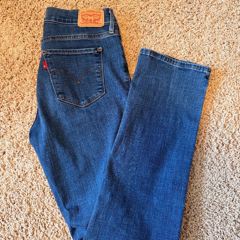 Levi's 314 Shaping Straight Size 28